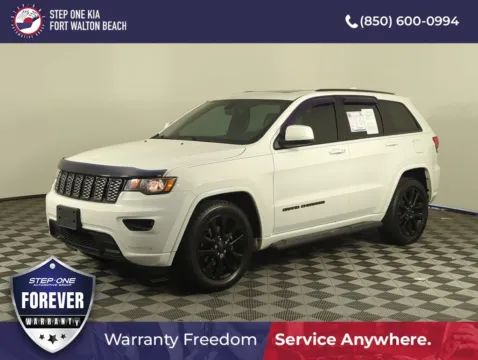 White 2017 Jeep Grand Cherokee Altitude for sale in Fort Walton Beach, FL