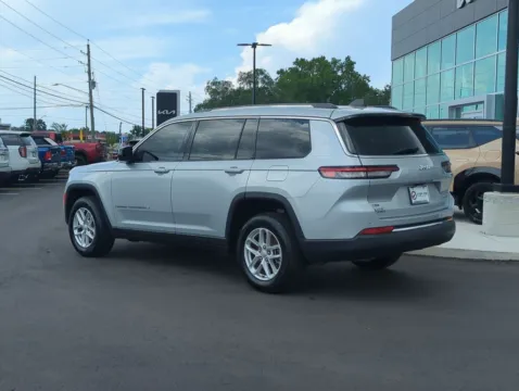 More photos of 2022 Jeep Grand Cherokee L Laredo at Step One Kia Fort Walton Beach, FL