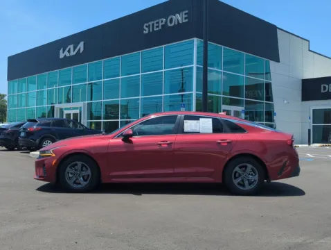 More photos of 2021 Kia K5 LX at Step One Kia Fort Walton Beach, FL