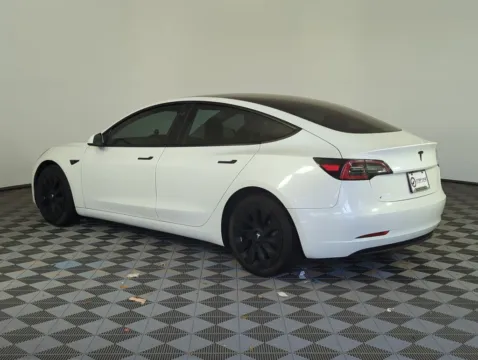 More photos of 2022 Tesla Model 3 at Step One Kia Fort Walton Beach, FL