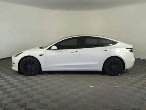 More photos of 2022 Tesla Model 3 at Step One Kia Fort Walton Beach, FL