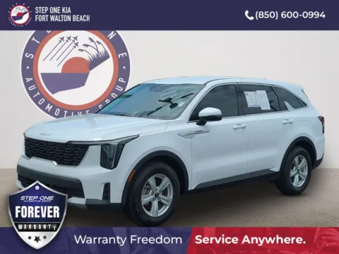 White 2024 Kia Sorento LX for sale in Fort Walton Beach, FL