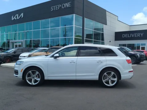 More photos of 2019 Audi Q7 55 Prestige at Step One Kia Fort Walton Beach, FL