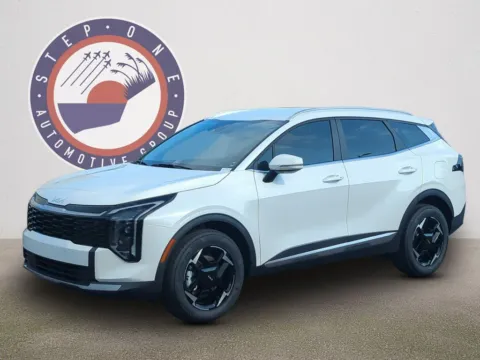 Photos of 2027 Kia Sportage Hybrid EX for sale in Fort Walton Beach, FL at Step One Kia Fort Walton Beach