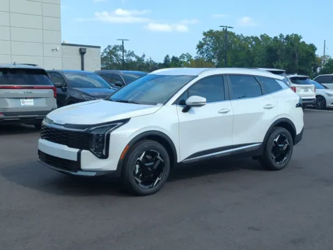Photos of 2027 Kia Sportage Hybrid EX for sale in Fort Walton Beach, FL at Step One Kia Fort Walton Beach