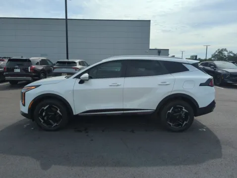 More photos of 2027 Kia Sportage Hybrid EX at Step One Kia Fort Walton Beach, FL