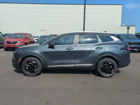 More photos of 2027 Kia Sportage Hybrid EX at Step One Kia Fort Walton Beach, FL