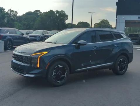 Photos of 2027 Kia Sportage Hybrid EX for sale in Fort Walton Beach, FL at Step One Kia Fort Walton Beach