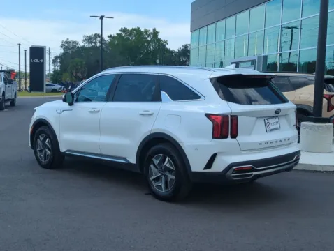 More photos of 2021 Kia Sorento Hybrid S at Step One Kia Fort Walton Beach, FL