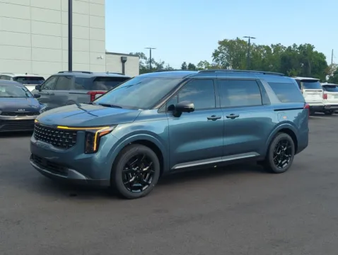 Photos of 2027 Kia Carnival Hybrid SX Prestige for sale in Fort Walton Beach, FL at Step One Kia Fort Walton Beach