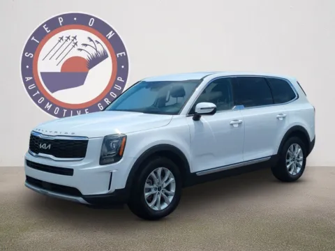 Photos of 2022 Kia Telluride LX for sale in Fort Walton Beach, FL at Step One Kia Fort Walton Beach