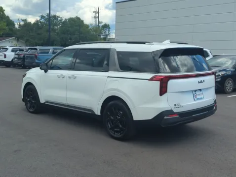 More photos of 2027 Kia Carnival Hybrid SX at Step One Kia Fort Walton Beach, FL