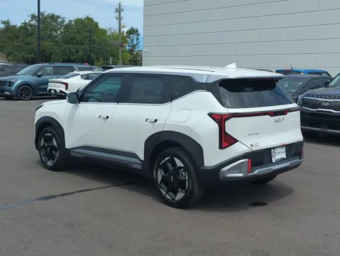 More photos of 2027 Kia Seltos EX at Step One Kia Fort Walton Beach, FL