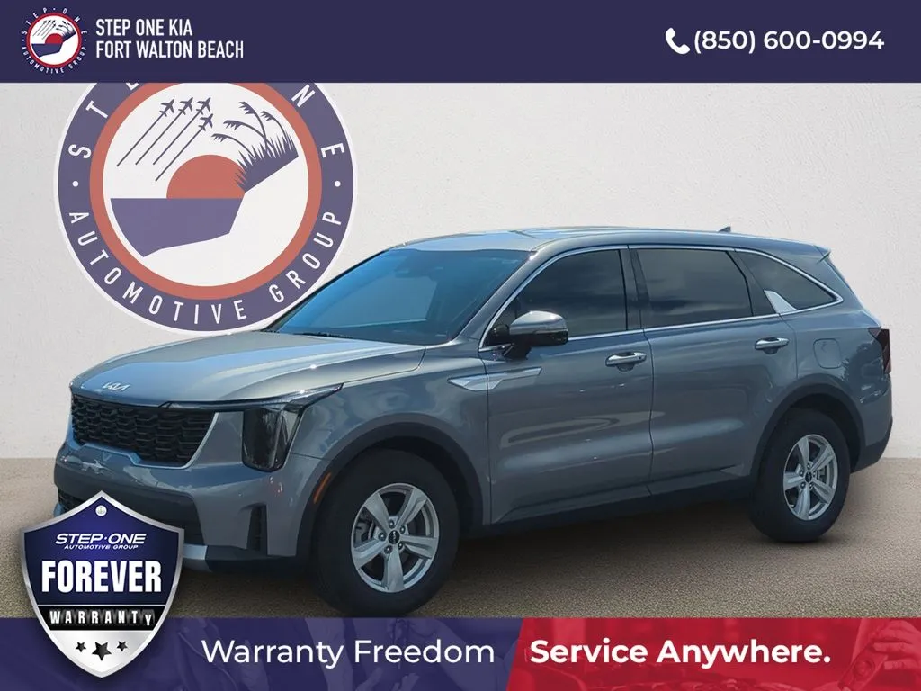 Silver 2025 Kia Sorento LX for sale in Fort Walton Beach, FL