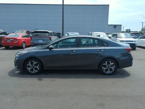More photos of 2021 Kia Forte LXS at Step One Kia Fort Walton Beach, FL