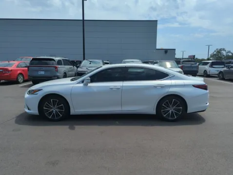 More photos of 2025 Lexus ES 350 at Step One Kia Fort Walton Beach, FL