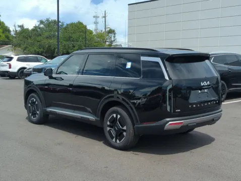 More photos of 2027 Kia Telluride Hybrid EX at Step One Kia Fort Walton Beach, FL