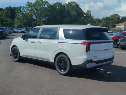More photos of 2027 Kia Carnival LX at Step One Kia Fort Walton Beach, FL
