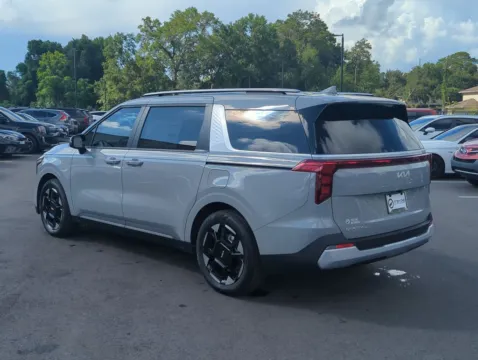 More photos of 2027 Kia Carnival EX at Step One Kia Fort Walton Beach, FL