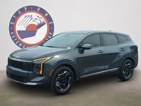 Photos of 2027 Kia Sportage Hybrid S for sale in Fort Walton Beach, FL at Step One Kia Fort Walton Beach