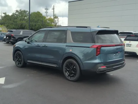 More photos of 2027 Kia Carnival Hybrid SX at Step One Kia Fort Walton Beach, FL