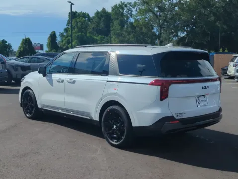More photos of 2027 Kia Carnival Hybrid SX at Step One Kia Fort Walton Beach, FL