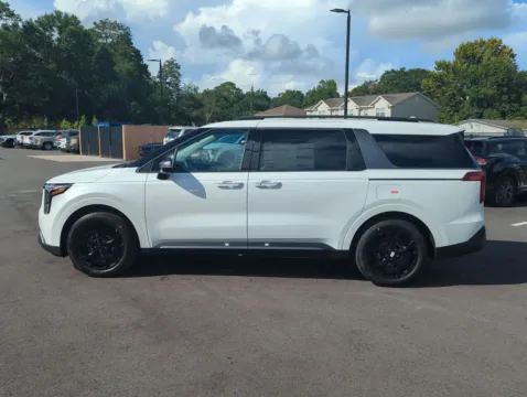 More photos of 2027 Kia Carnival Hybrid SX at Step One Kia Fort Walton Beach, FL