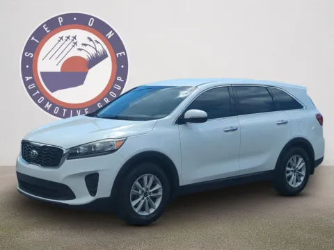 Photos of 2019 Kia Sorento LX for sale in Fort Walton Beach, FL at Step One Kia Fort Walton Beach