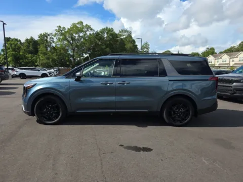 More photos of 2027 Kia Carnival Hybrid SX Prestige at Step One Kia Fort Walton Beach, FL