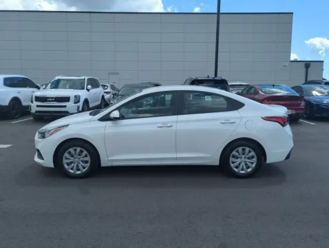 More photos of 2022 Hyundai Accent SE at Step One Kia Fort Walton Beach, FL