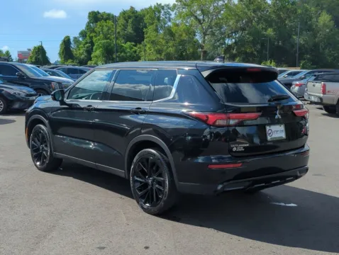 More photos of 2024 Mitsubishi Outlander SE Black Edition at Step One Kia Fort Walton Beach, FL