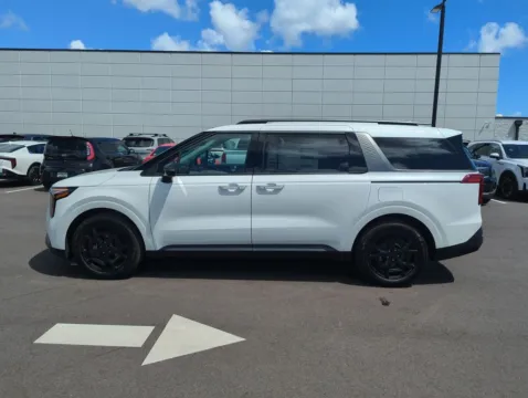 More photos of 2027 Kia Carnival Hybrid EX at Step One Kia Fort Walton Beach, FL
