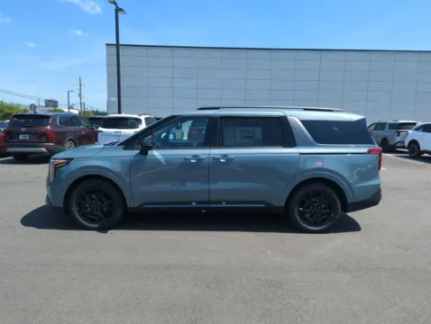 More photos of 2027 Kia Carnival Hybrid EX at Step One Kia Fort Walton Beach, FL