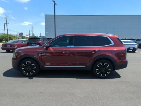 More photos of 2023 Kia Telluride SX at Step One Kia Fort Walton Beach, FL