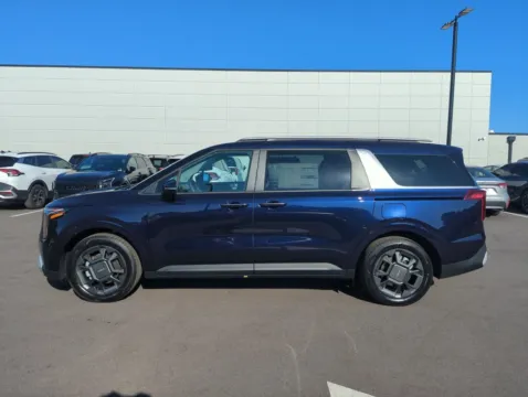 More photos of 2027 Kia Carnival Hybrid EX at Step One Kia Fort Walton Beach, FL