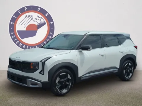 Photos of 2027 Kia Seltos EX for sale in Fort Walton Beach, FL at Step One Kia Fort Walton Beach