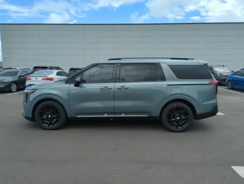More photos of 2027 Kia Carnival Hybrid EX at Step One Kia Fort Walton Beach, FL