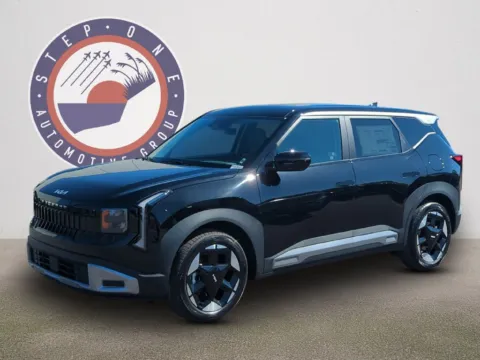 Photos of 2027 Kia Seltos EX for sale in Fort Walton Beach, FL at Step One Kia Fort Walton Beach
