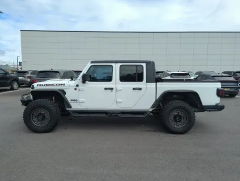 More photos of 2020 Jeep Gladiator Rubicon at Step One Kia Fort Walton Beach, FL
