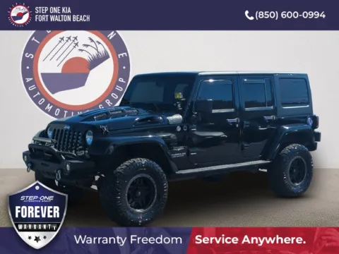 Black 2015 Jeep Wrangler Unlimited Sahara for sale in Fort Walton Beach, FL