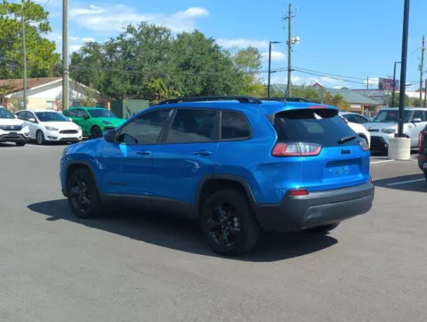 More photos of 2021 Jeep Cherokee Latitude Plus at Step One Kia Fort Walton Beach, FL