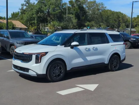 Photos of 2027 Kia Carnival Hybrid EX for sale in Fort Walton Beach, FL at Step One Kia Fort Walton Beach