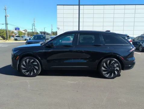 More photos of 2025 Lincoln Nautilus Reserve at Step One Kia Fort Walton Beach, FL