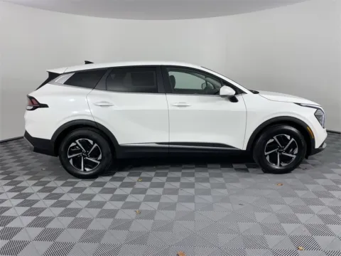 More photos of 2025 Kia Sportage Hybrid LX at Step One Kia Fort Walton Beach, FL