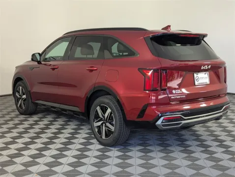 More photos of 2023 Kia Sorento S at Step One Kia Fort Walton Beach, FL