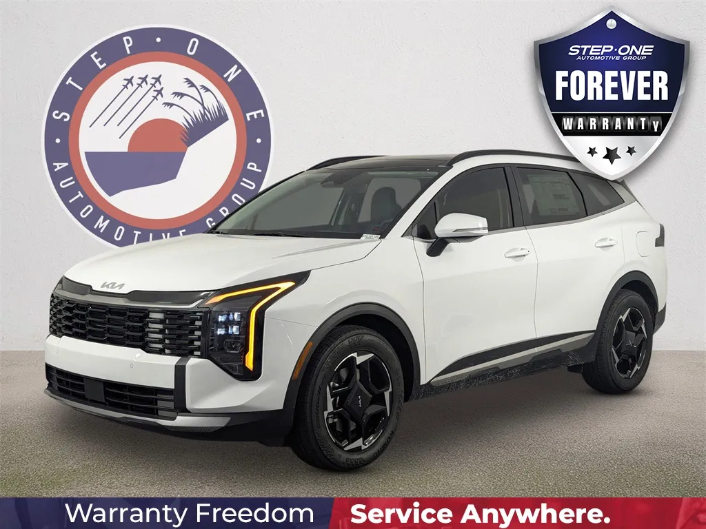 White 2026 Kia Sportage EX for sale in Fort Walton Beach, FL