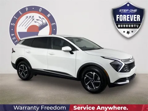 White 2025 Kia Sportage Hybrid LX for sale in Fort Walton Beach, FL