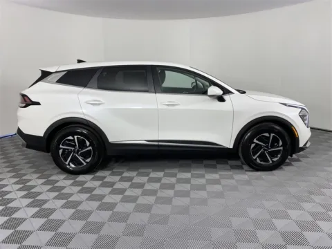 More photos of 2025 Kia Sportage Hybrid LX at Step One Kia Fort Walton Beach, FL