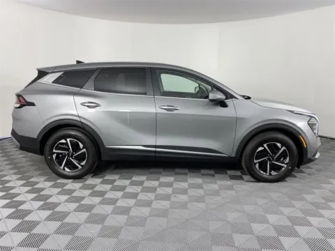 More photos of 2025 Kia Sportage Hybrid LX at Step One Kia Fort Walton Beach, FL