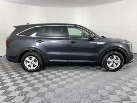 More photos of 2025 Kia Sorento LX at Step One Kia Fort Walton Beach, FL